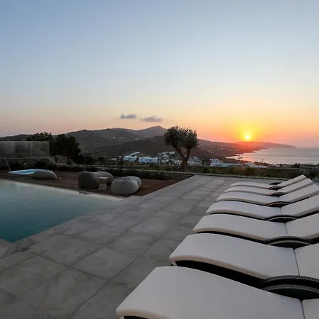 Exquisite Mykonos | Belvedere | 5 Bedrooms | Private Pool With Stunning Sea Views | Outdoor Lounge & Dining Area | Bbq | * Kalafatis